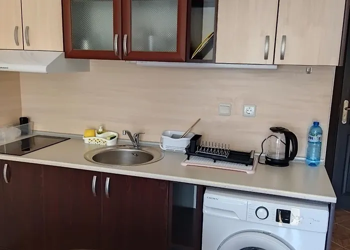 святая елена * Солнечный берег